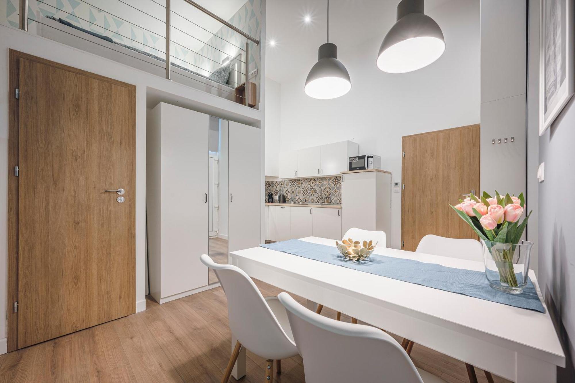Apartamento Two At Theatre *